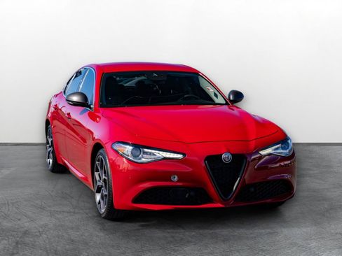 Used 2020 Alfa Romeo Giulia Ti AWD/4WD image 1