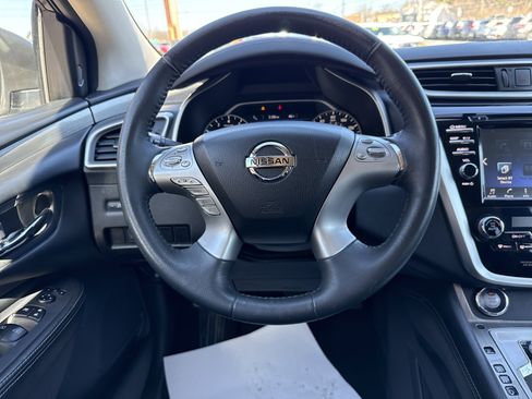 Used 2018 Nissan Murano SV image 17