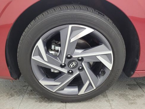 Used 2025 Hyundai Elantra Sport w/ Cargo Package FWD image 31