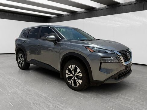 Used 2023 Nissan Rogue SV FWD image 7