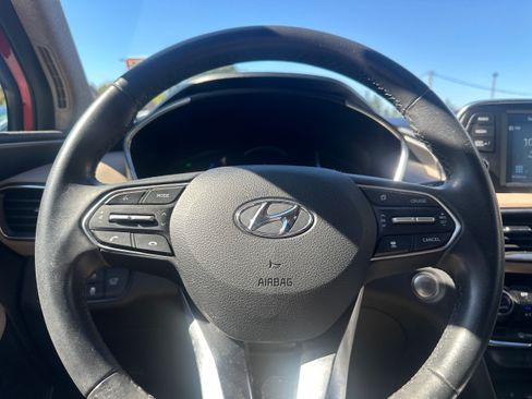 Used 2020 Hyundai Santa Fe SEL AWD/4WD image 17