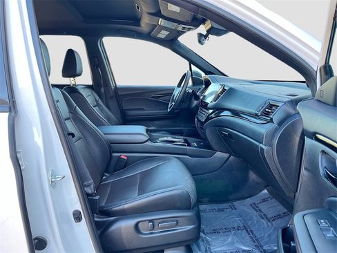 Used 2024 Honda Passport Black Edition image 31