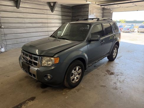Used 2011 Ford Escape Limited w/ 302A Rapid Spec Order Code AWD/4WD image 1