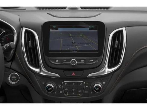 Used 2021 Chevrolet Equinox Premier image 18