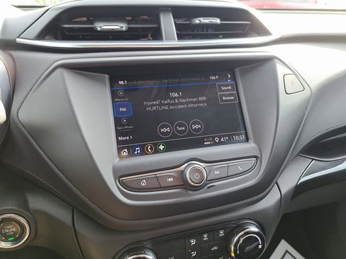 Used 2023 Chevrolet TrailBlazer LT image 16