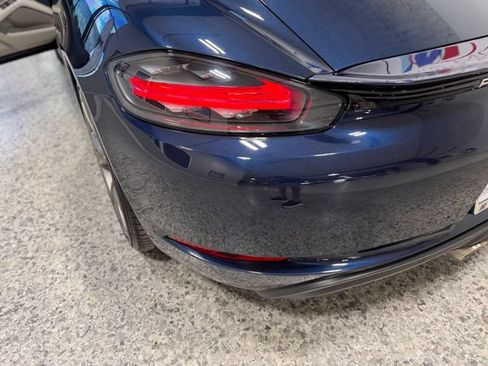 Used 2017 Porsche 718 Cayman S RWD image 40