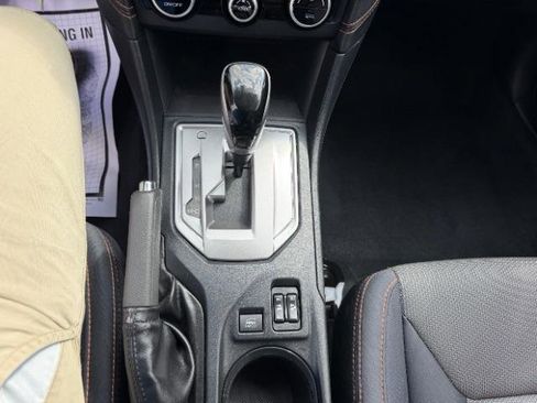 Used 2020 Subaru Crosstrek 2.0i Premium image 28