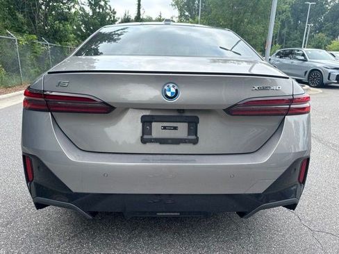 Used 2026 BMW i5 eDrive40 w/ M Sport Package AWD/4WD image 14