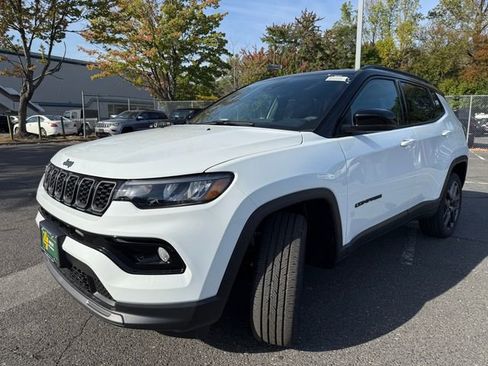New 2026 Jeep Compass Limited AWD/4WD image 3