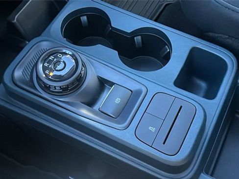 Certified 2025 Ford Maverick XLT w/ Equipment Group 301A image 27