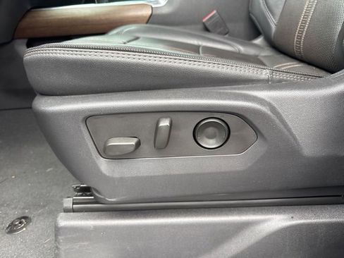 Used 2023 Chevrolet Silverado 1500 High Country w/ Technology Package image 15