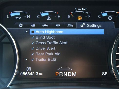 Used 2017 Ford F150 King Ranch w/ Equipment Group 601A Luxury AWD/4WD image 35