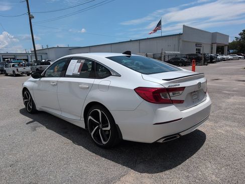 Used 2022 Honda Accord Sport image 6