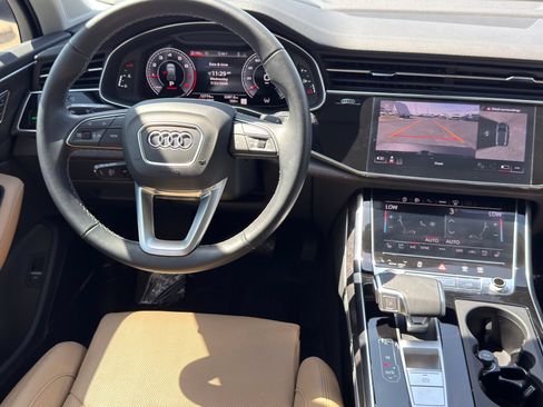 Used 2025 Audi Q7 3.0T Prestige AWD/4WD image 24