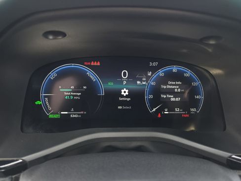 Used 2025 Toyota Camry XSE image 18