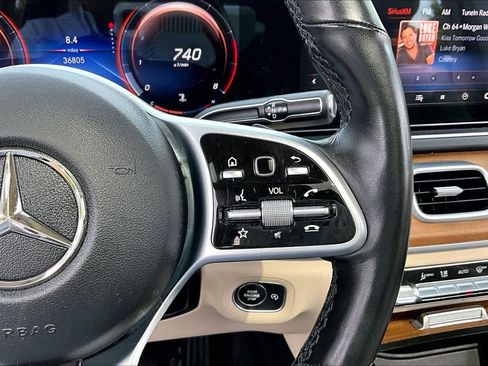 Used 2022 Mercedes-Benz GLE 350 4MATIC w/ Premium Package image 25