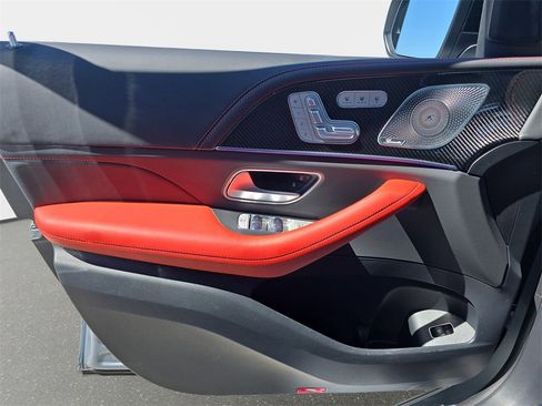 Used 2025 Mercedes-Benz GLE 63 AMG S image 30