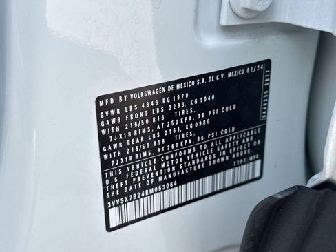 Used 2024 Volkswagen Taos SE FWD image 43