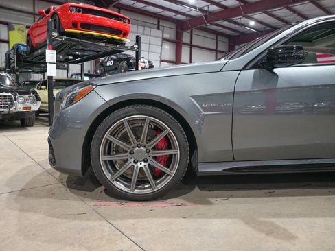 Used 2016 Mercedes-Benz E 63 AMG S-Model image 3