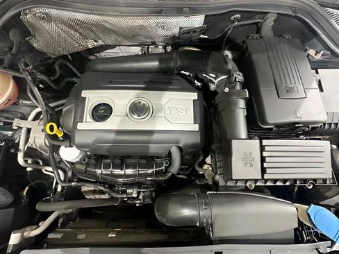 Used 2015 Volkswagen Tiguan SEL AWD/4WD image 22