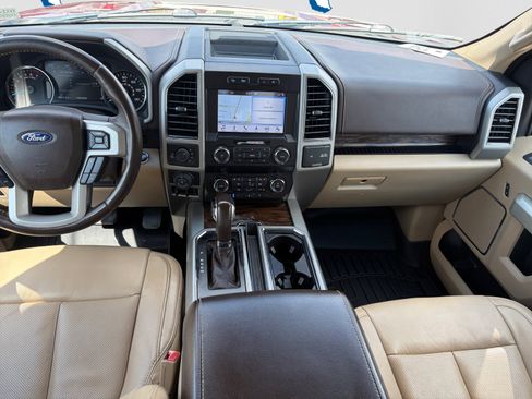 Used 2019 Ford F150 Lariat AWD/4WD image 12