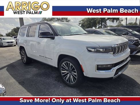Used 2023 Jeep Grand Wagoneer Series III AWD/4WD image 1
