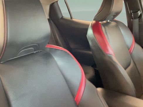 Certified 2026 Toyota Prius Plug-In Hybrid FWD image 33