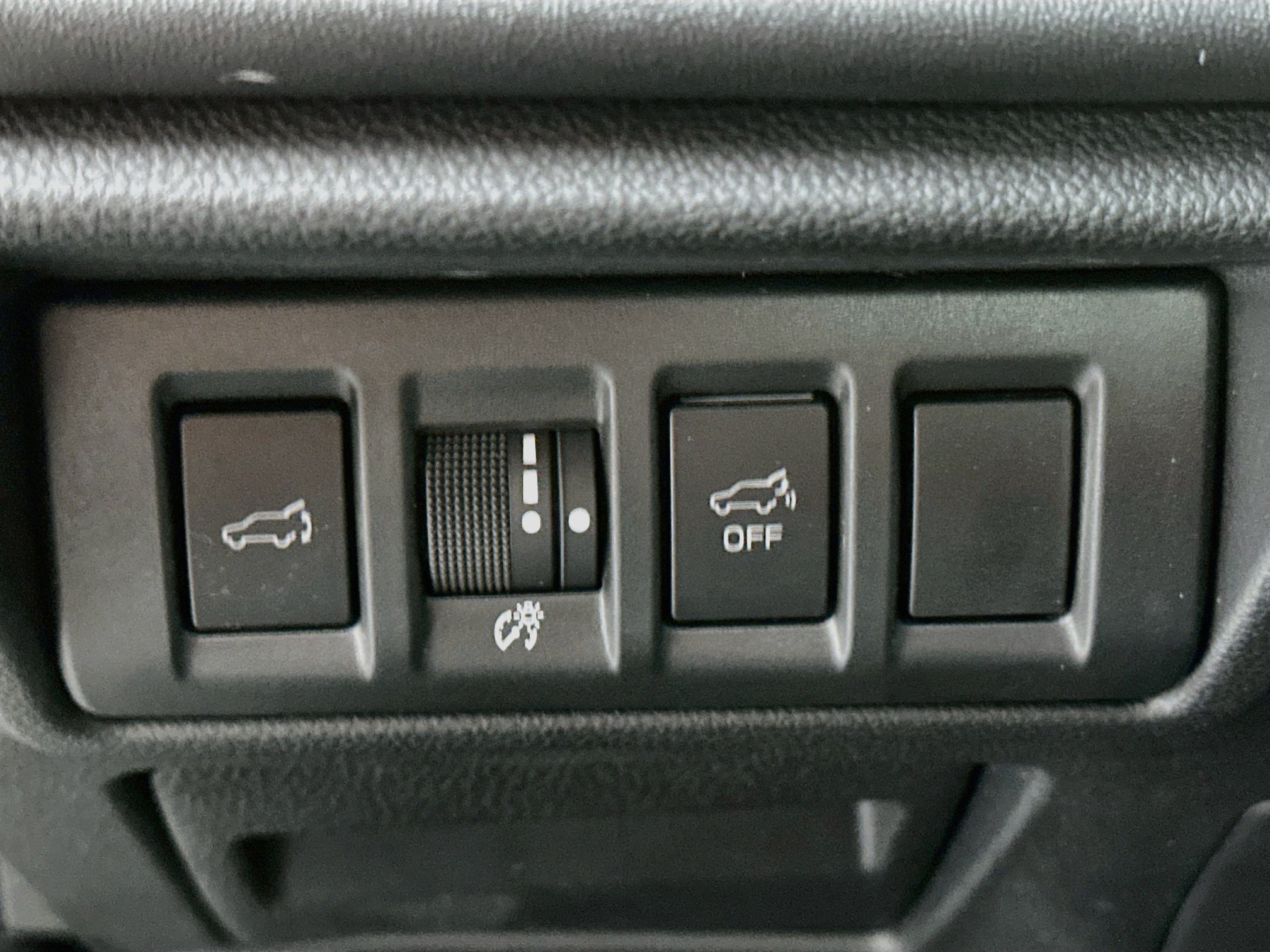 Used 2025 Subaru Outback Onyx Edition AWD/4WD image 16