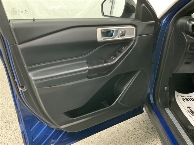 Used 2020 Ford Explorer Limited AWD/4WD image 16