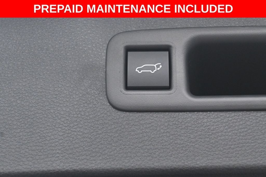 Certified 2026 Toyota Highlander Platinum AWD/4WD image 34