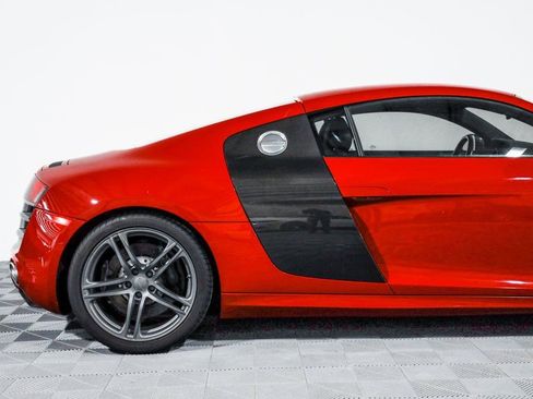 Used 2012 Audi R8 V10 image 2