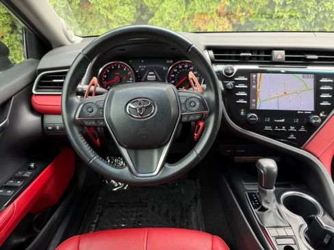 Used 2020 Toyota Camry XSE w/ Navigation Package FWD image 16