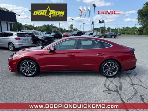 Used 2023 Hyundai Sonata Limited FWD image 2