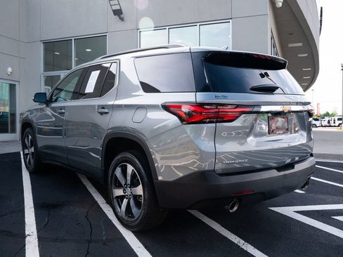 Used 2023 Chevrolet Traverse LT w/ LT Premium Package FWD image 17