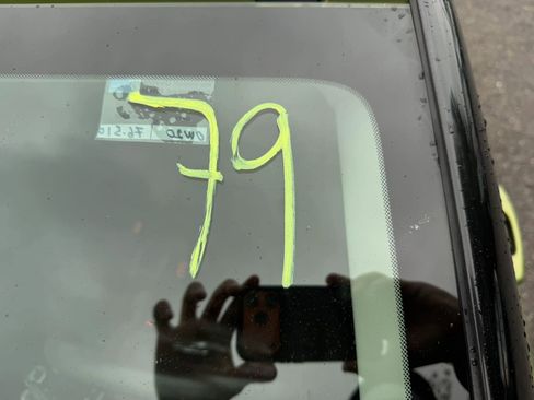 Used 2020 Hyundai Venue SE image 27