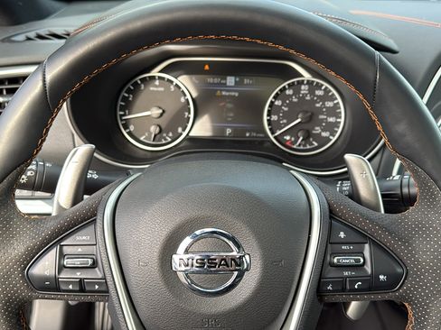 Certified 2021 Nissan Maxima SR w/ Sport Mat Group image 9