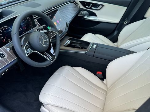 New 2025 Mercedes-Benz E 350 Sedan image 10