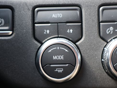 Used 2022 GMC Sierra 1500 Elevation w/ LPO, Elevation Black Package image 22