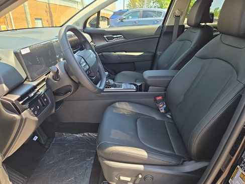 New 2026 Kia Sportage EX image 22