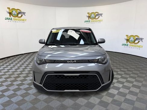 Used 2023 Kia Soul S image 3