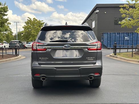 Used 2025 Subaru Ascent Touring AWD/4WD image 17