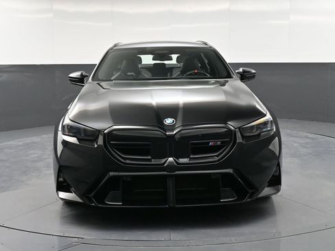 Used 2025 BMW M5 Touring image 11