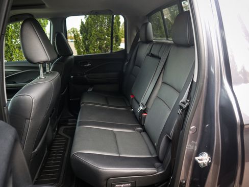 Certified 2024 Honda Ridgeline RTL image 30