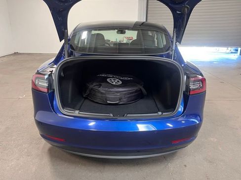 Used 2021 Tesla Model 3 Long Range image 16