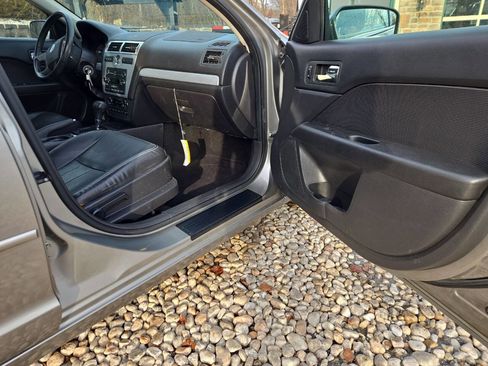 Used 2009 Mercury Milan Premier image 21