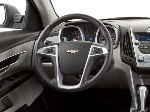 Used 2013 Chevrolet Equinox LT w/ Chrome Package FWD image 9