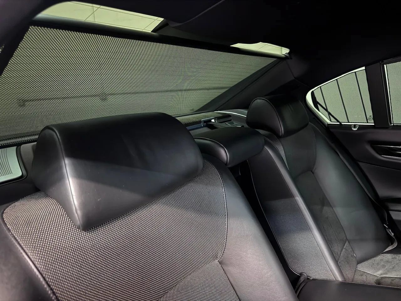 Used 2014 BMW 750Li RWD image 19
