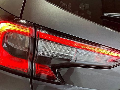 Used 2020 Subaru Outback Premium w/ Popular Package #1 image 23