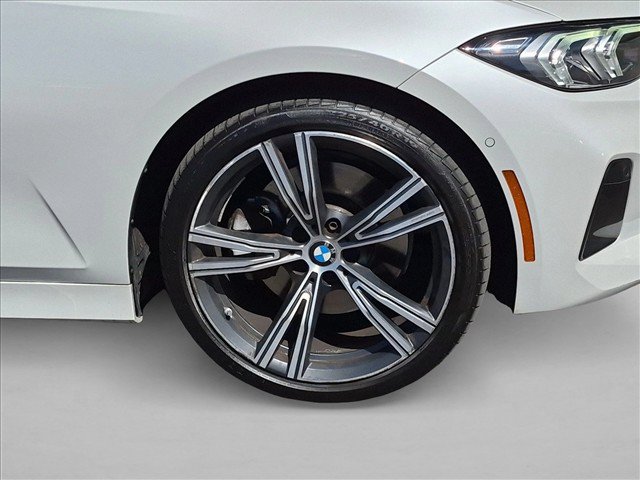 Used 2024 BMW 330i Sedan w/ Premium Package RWD image 20