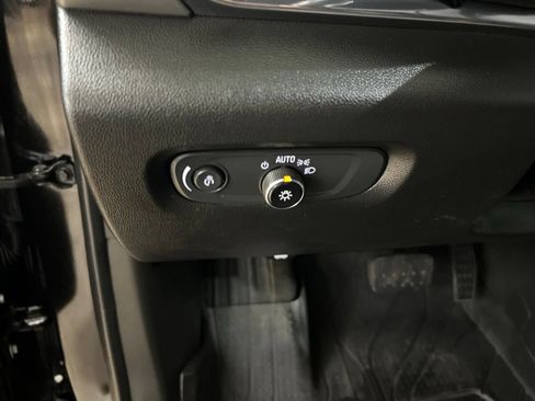 Used 2023 Chevrolet Traverse LT w/ LPO, Floor Liner Package AWD/4WD image 14